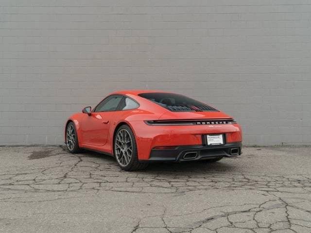 2025 Porsche 911 photo 3