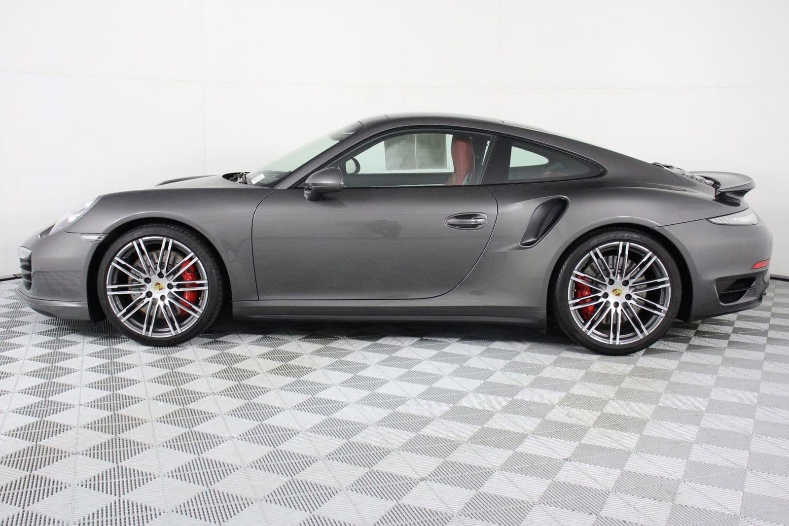 2015 Porsche 911 photo 3