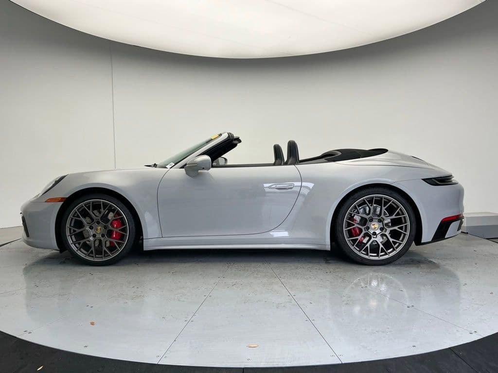 2021 Porsche 911 photo 3