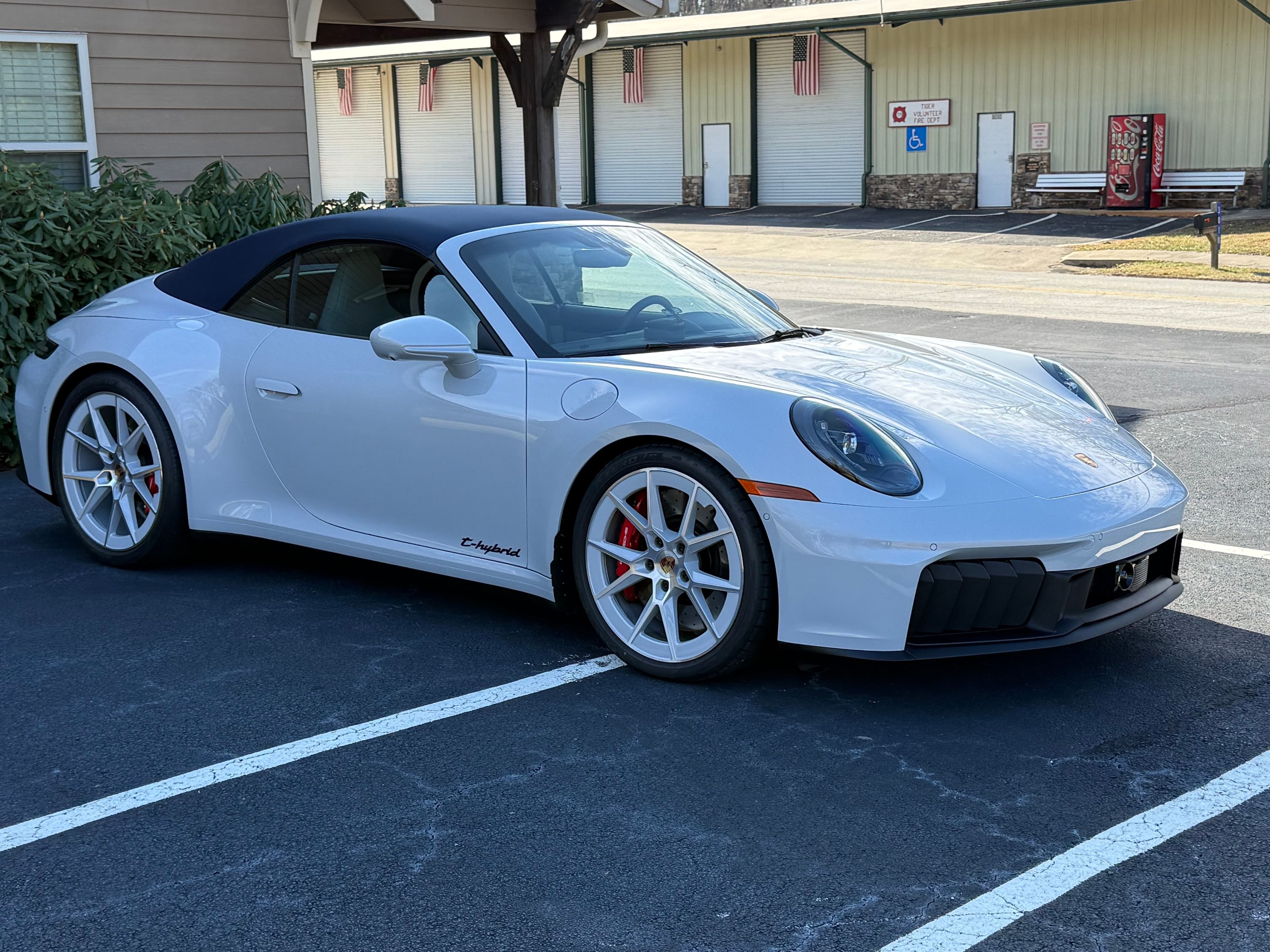 2026 Porsche 911 photo 3