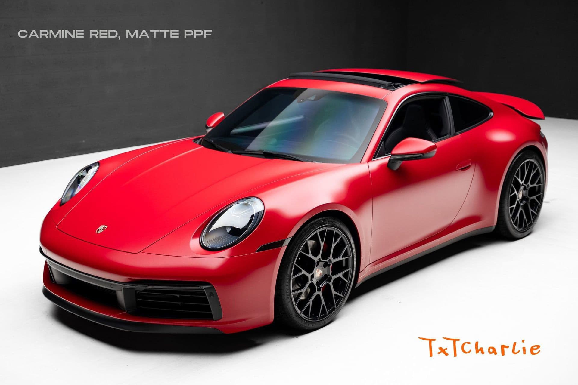 2020 Porsche 911 photo 2