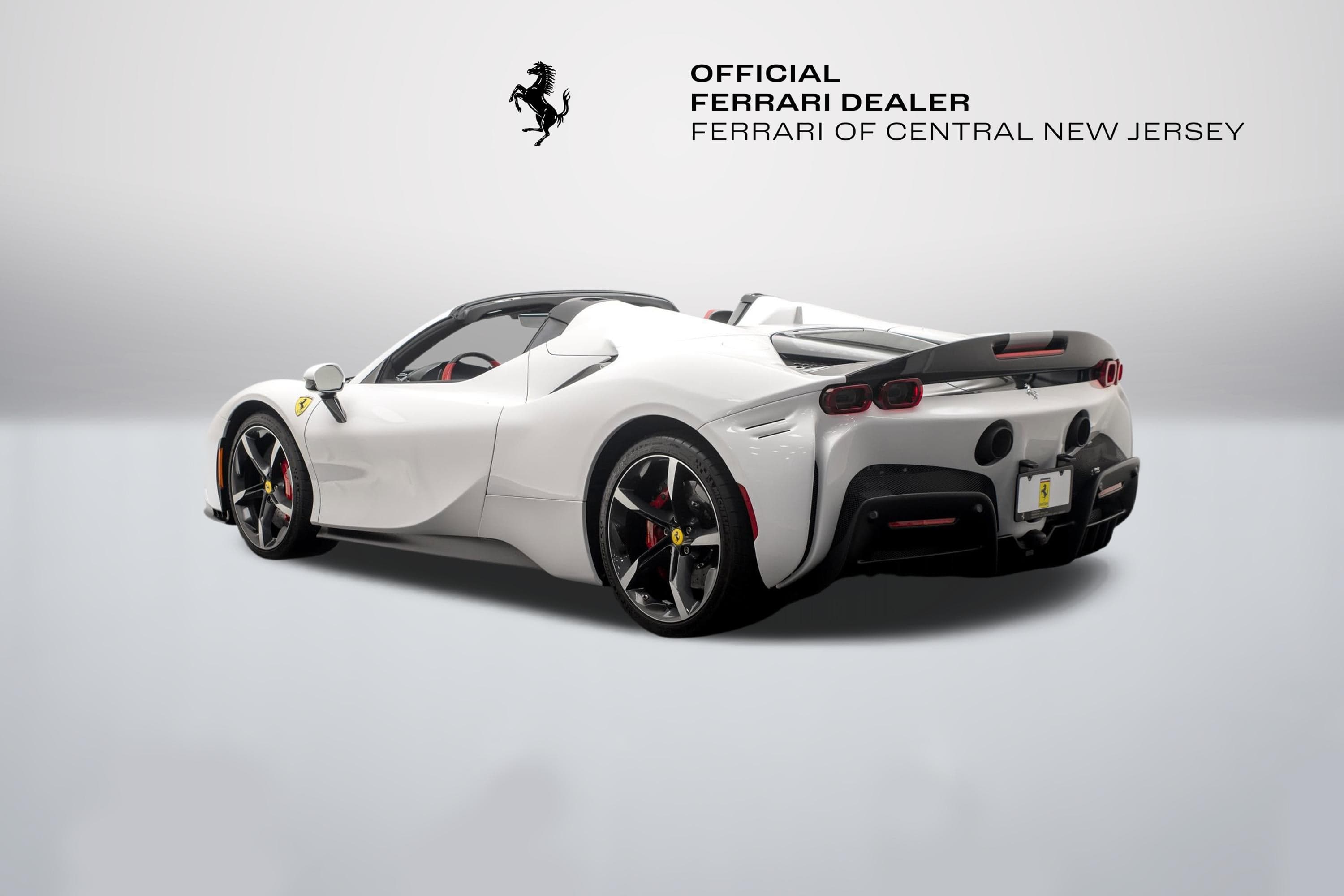 2022 Ferrari SF90 photo 5