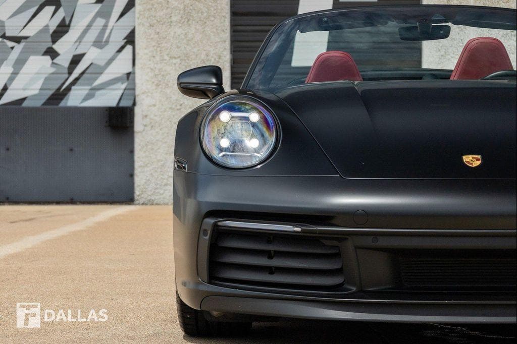 2020 Porsche 911 photo 2