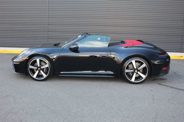 2026 Porsche 911 photo 5