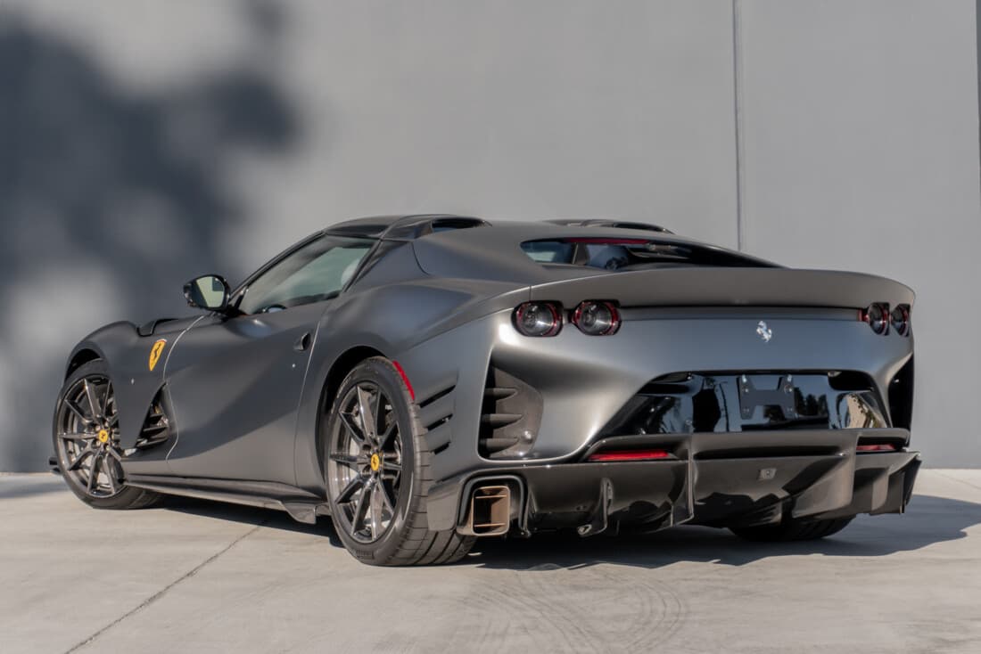 2023 Ferrari 812 photo 2