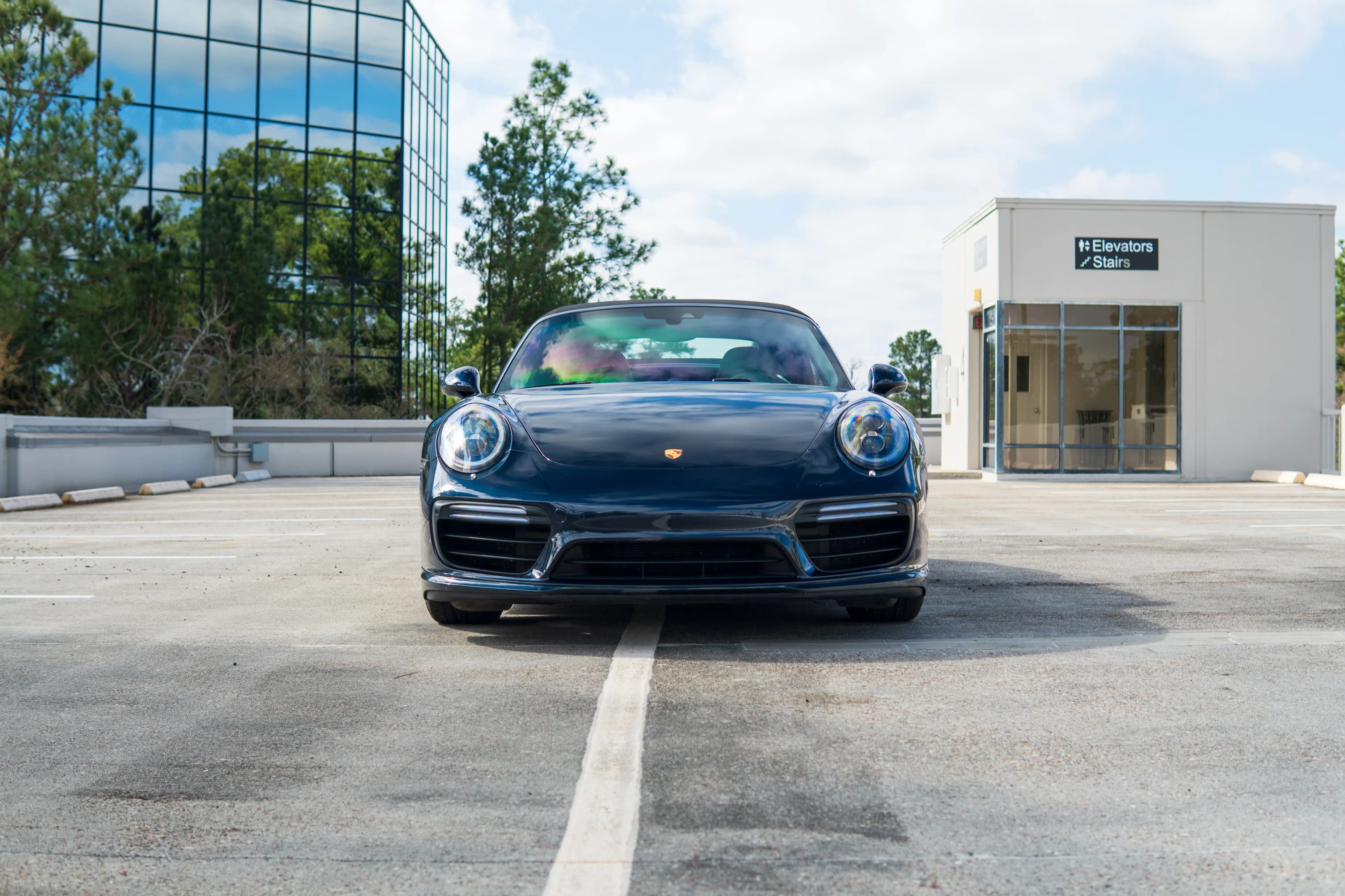 2017 Porsche 911 photo 3