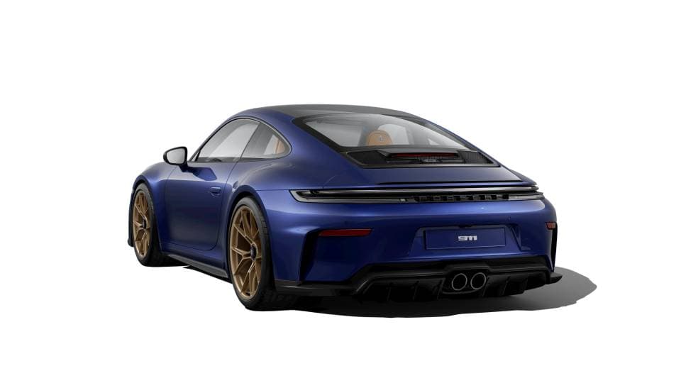 2025 Porsche 911 photo 2