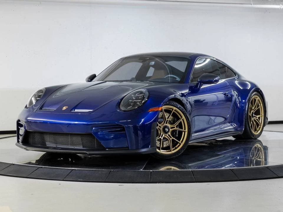 2025 Porsche 911 photo 3