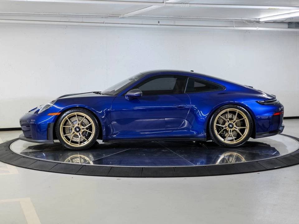 2025 Porsche 911 photo 5