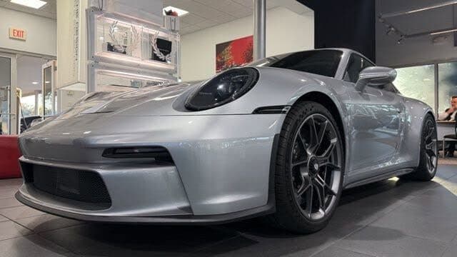 2024 Porsche 911 photo 4