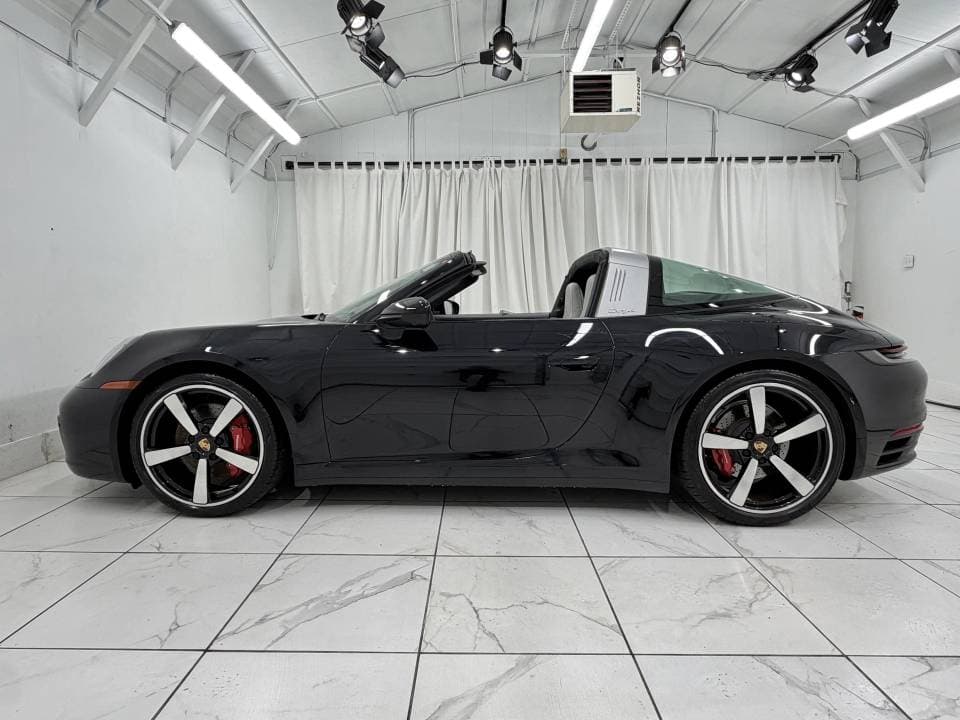 2022 Porsche 911
