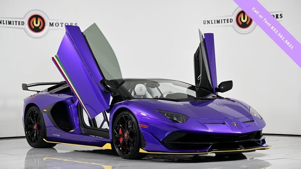 2021 Lamborghini Aventador photo 1