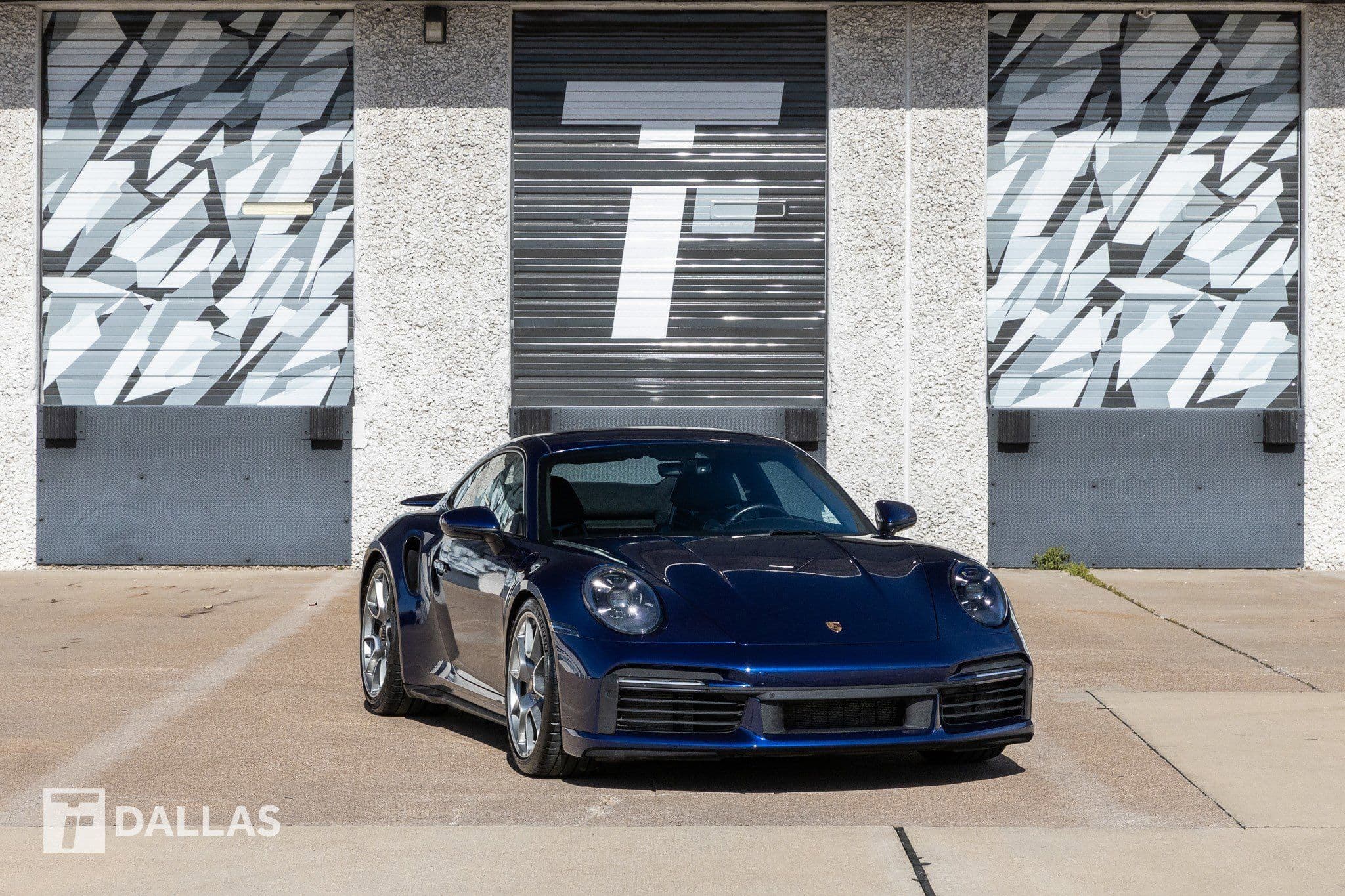 2021 Porsche 911 photo 2