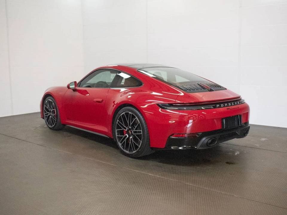 2026 Porsche 911 photo 3