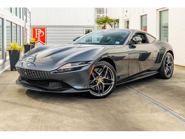 2021 Ferrari Roma photo 3