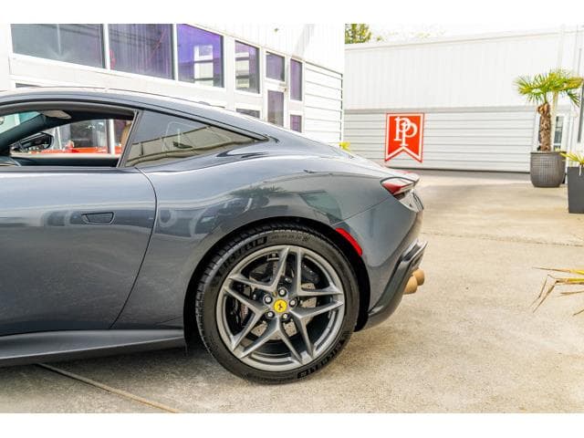 2021 Ferrari Roma photo 5