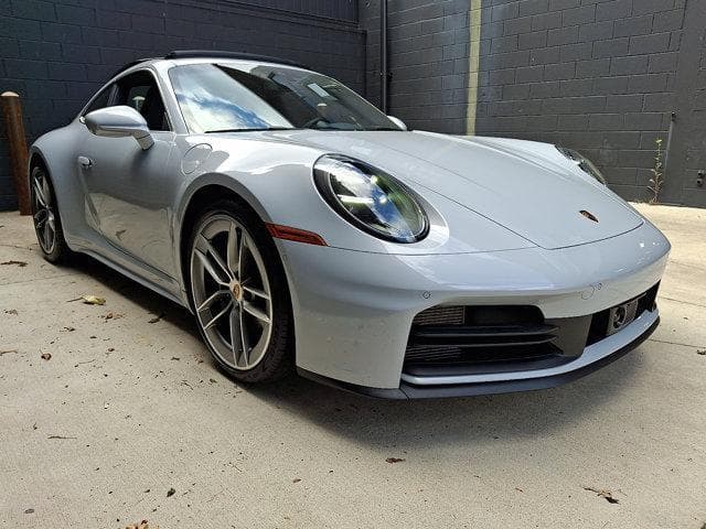 2025 Porsche 911 photo 5