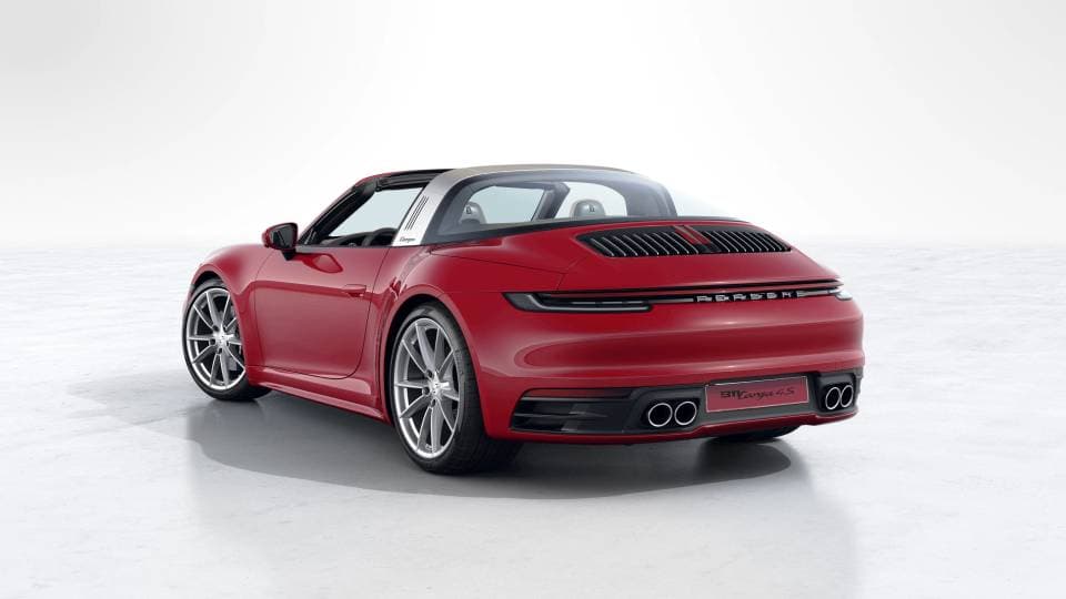 2024 Porsche 911 photo 2