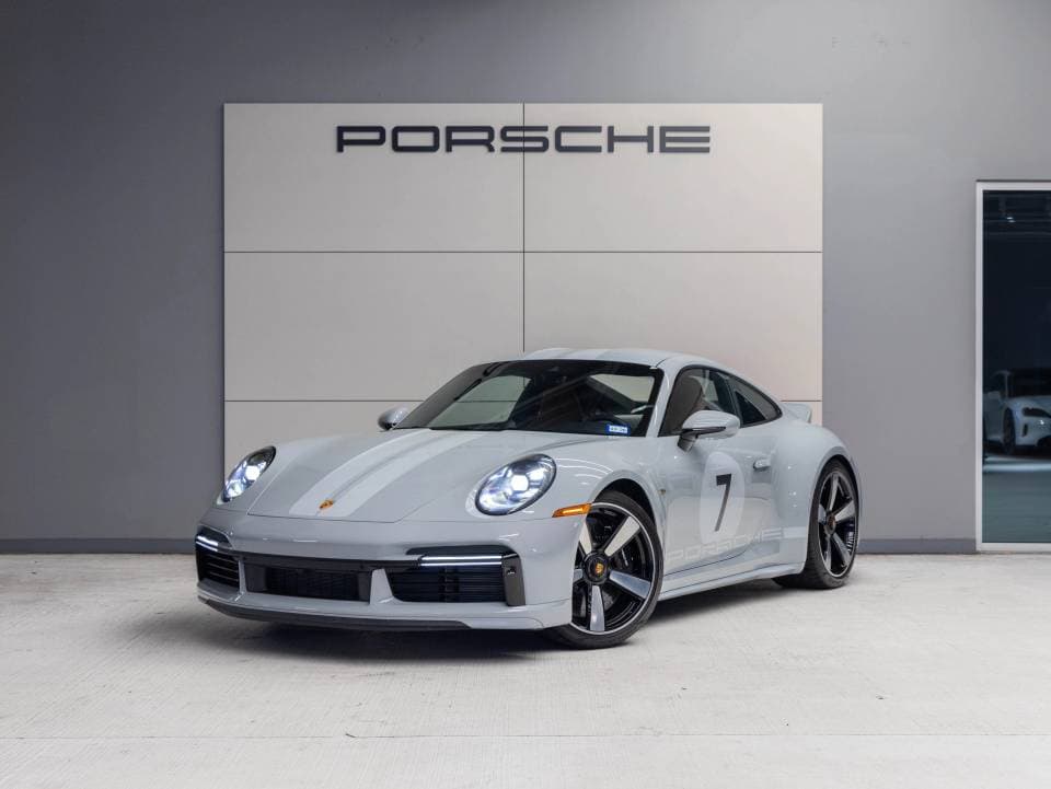 2023 Porsche 911 photo 1