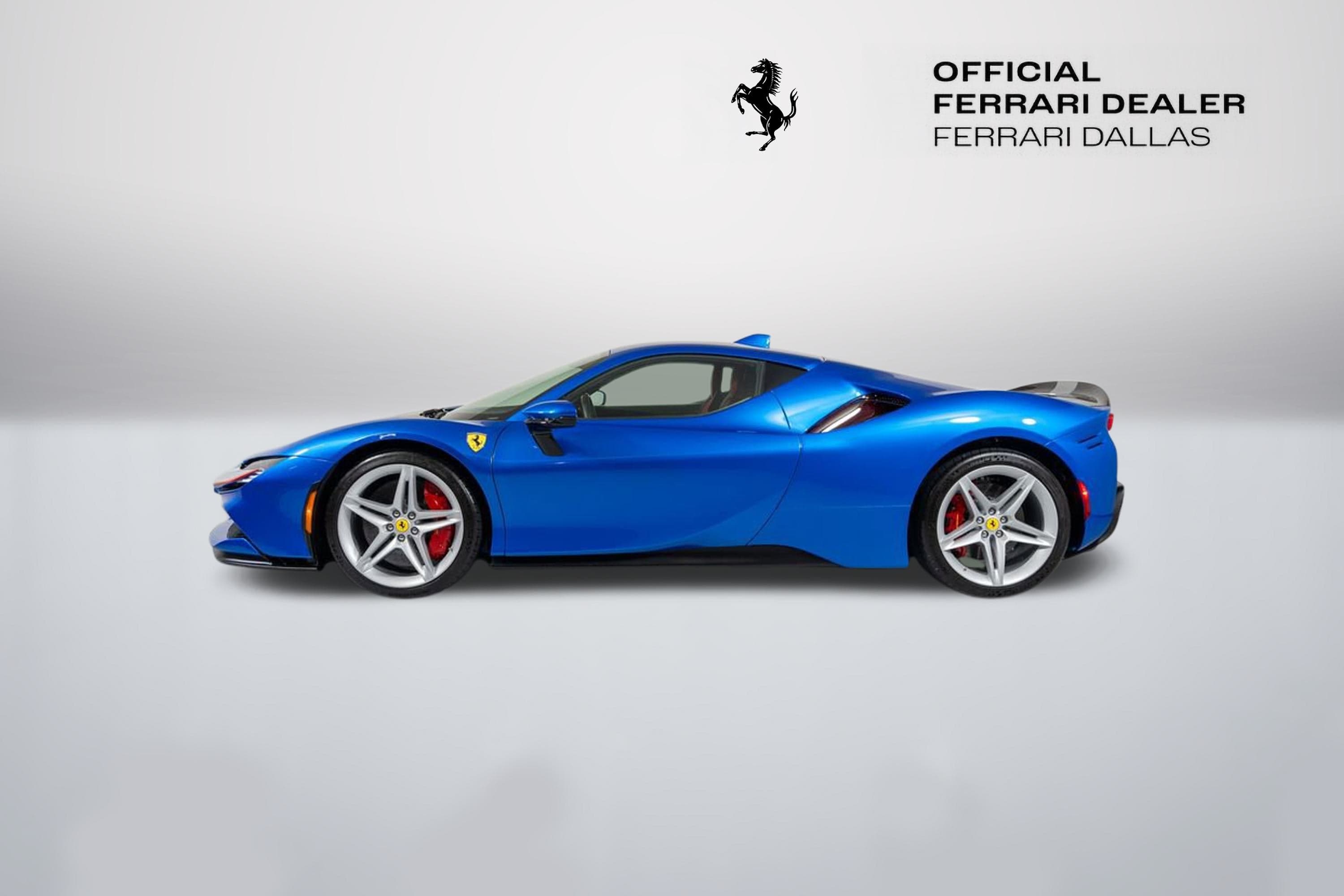 2023 Ferrari SF90 photo 3