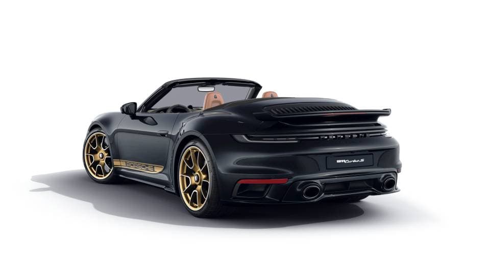 2024 Porsche 911 photo 2