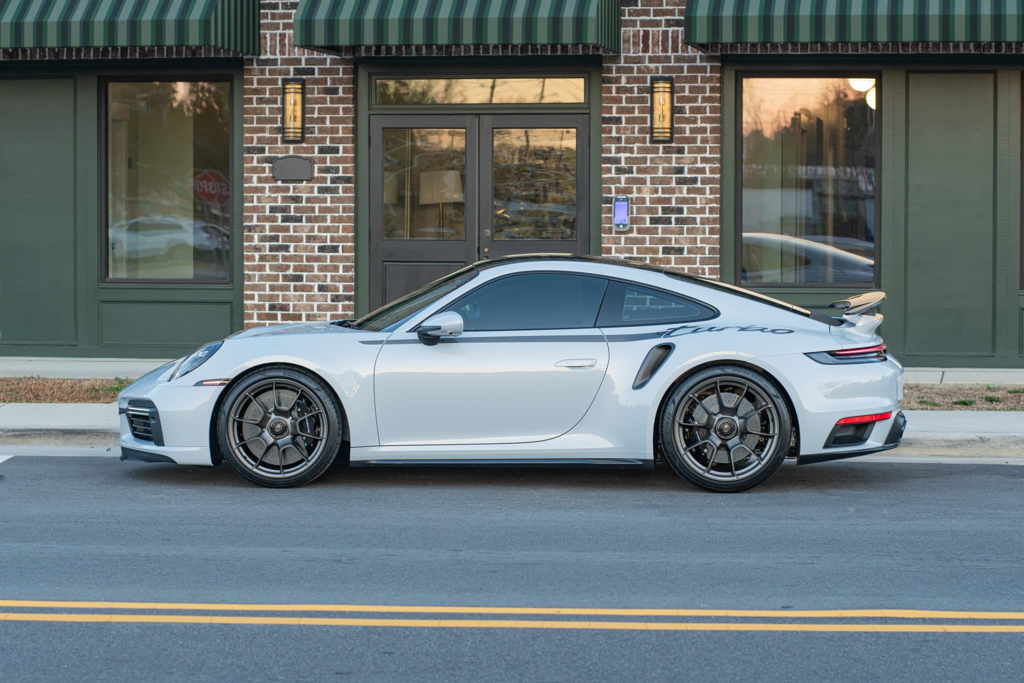 2025 Porsche 911 photo 3