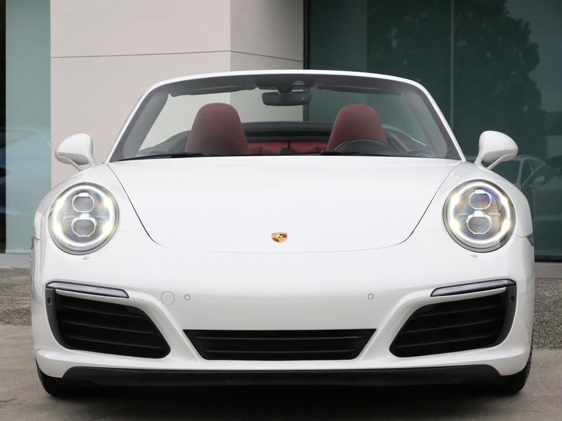 2017 Porsche 911 photo 3