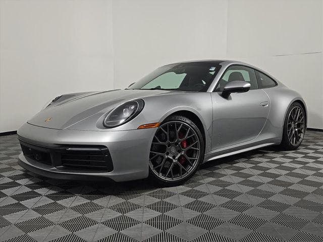 2023 Porsche 911 photo 2