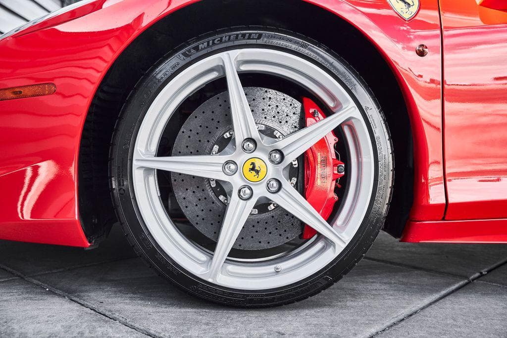 2012 Ferrari 458 photo 2