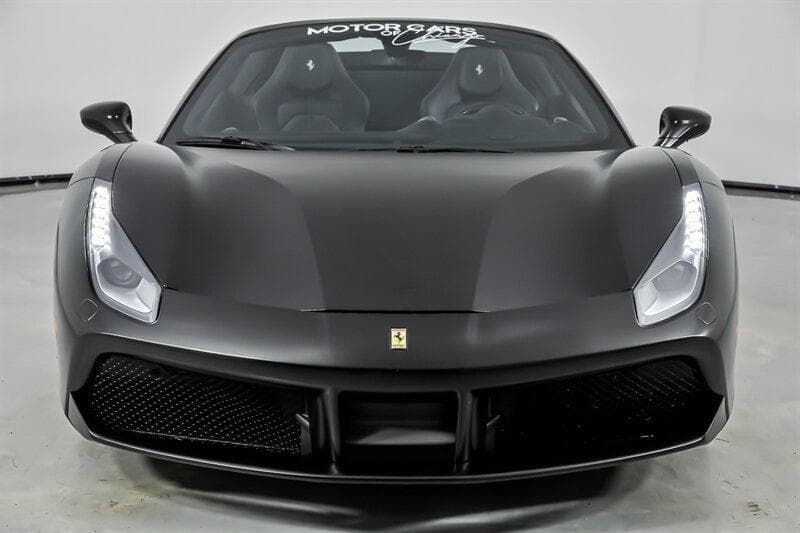 2016 Ferrari 488 photo 4