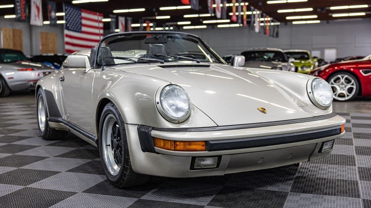 1989 Porsche 911 photo 2