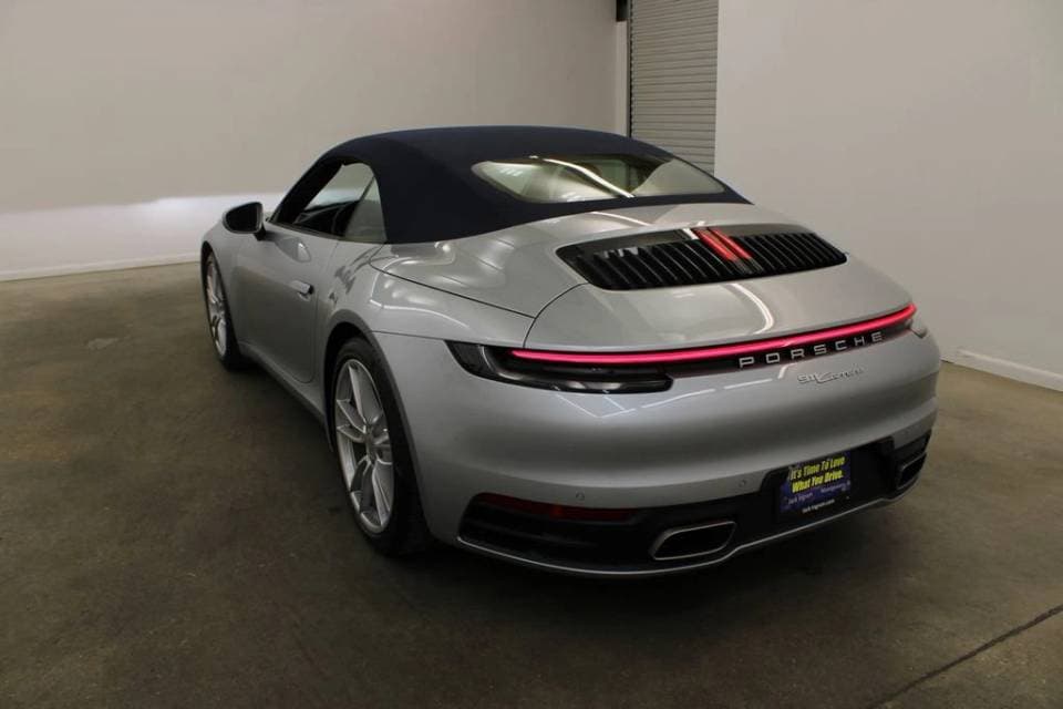 2022 Porsche 911 photo 3
