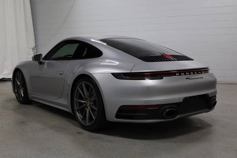 2024 Porsche 911 photo 4