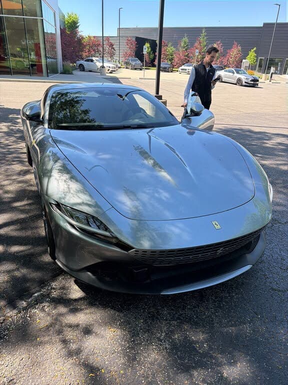 2021 Ferrari Roma photo 3