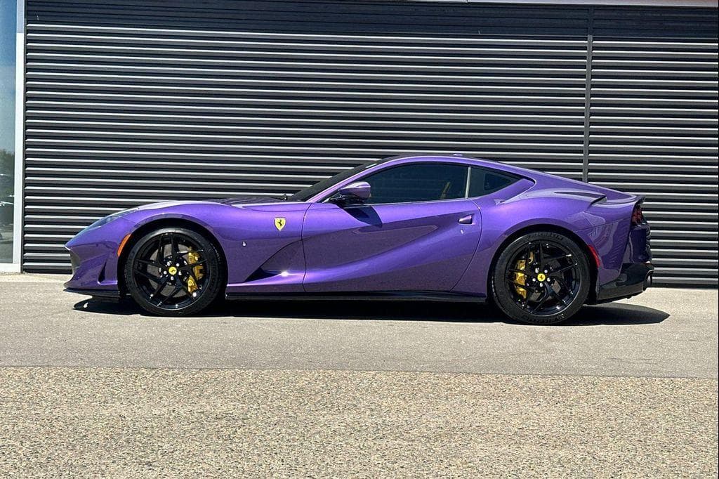 2020 Ferrari 812 photo 3