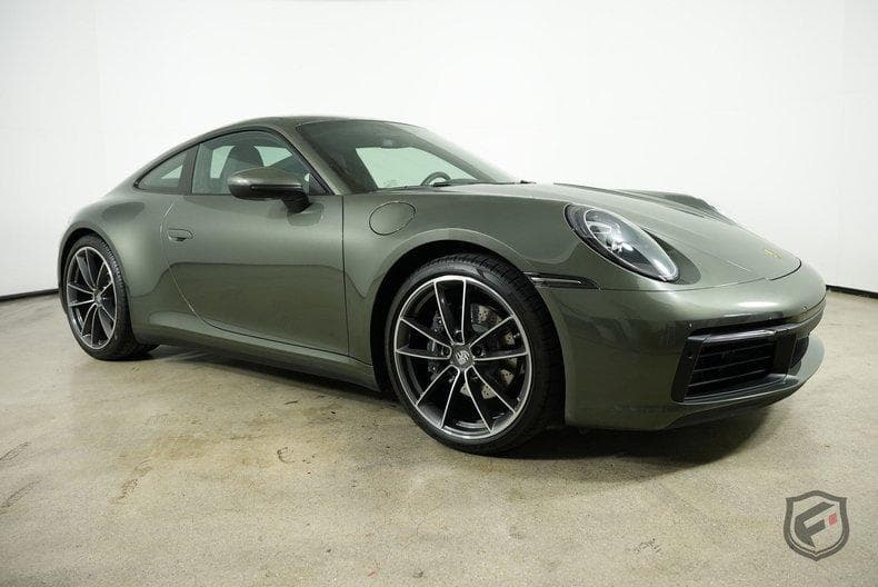 2022 Porsche 911 photo 2