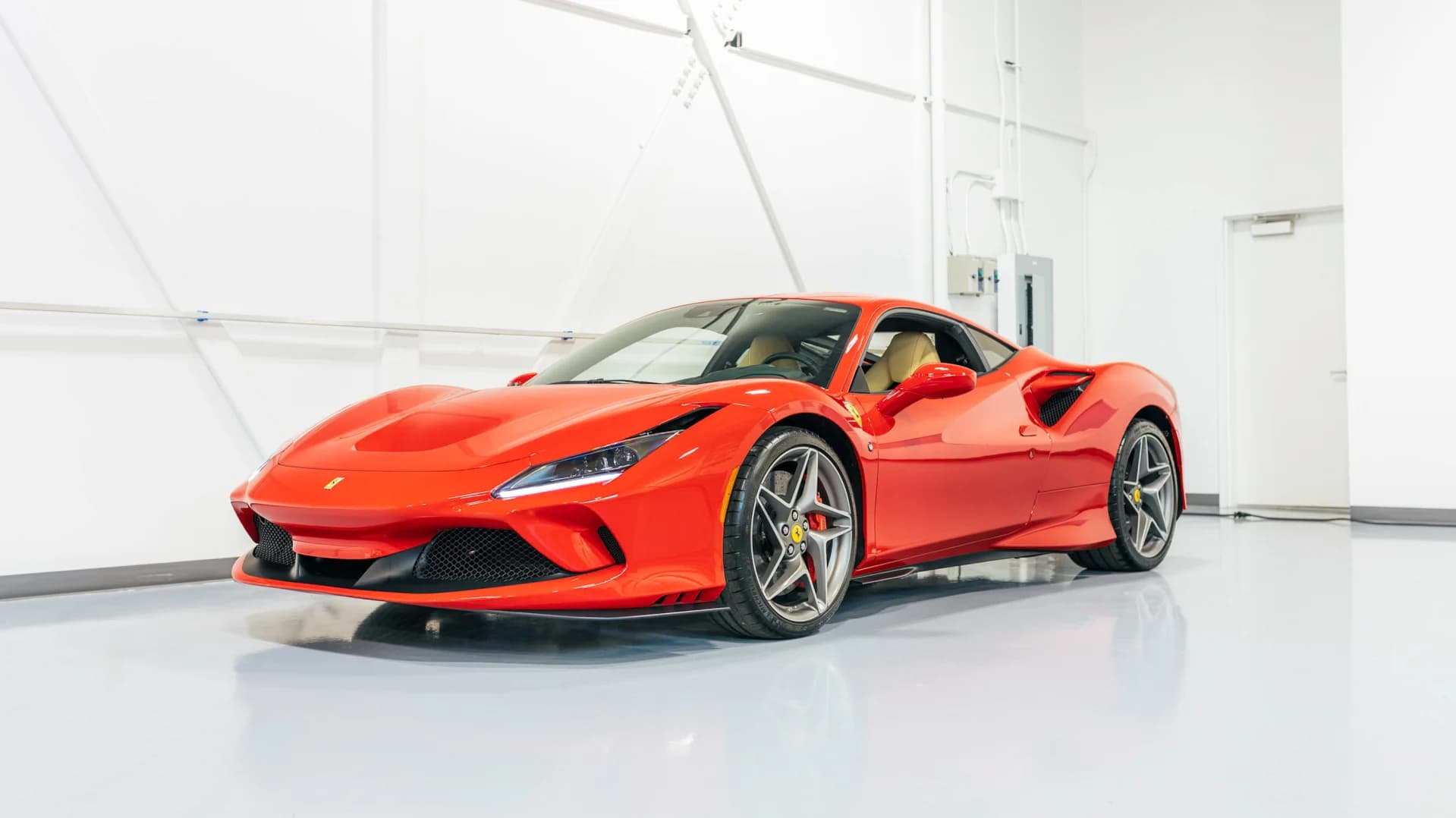 2021 Ferrari F8