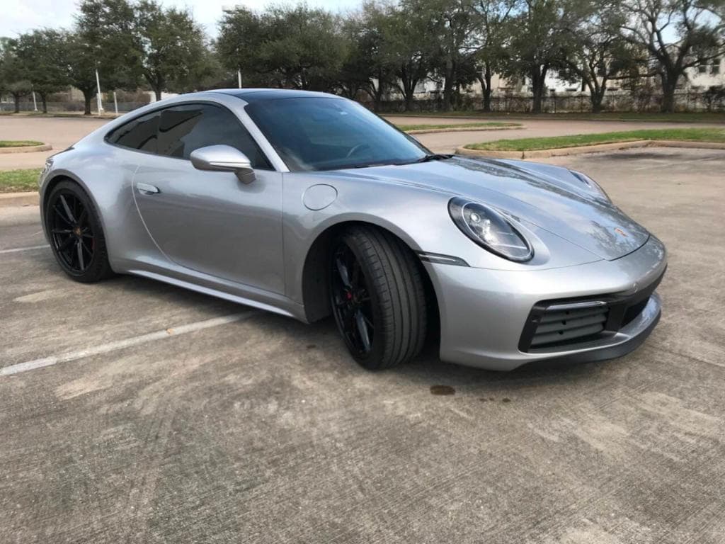 2020 Porsche 911 photo 2