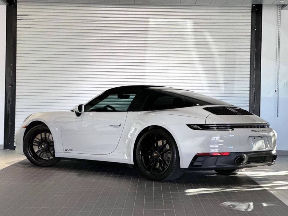 2023 Porsche 911