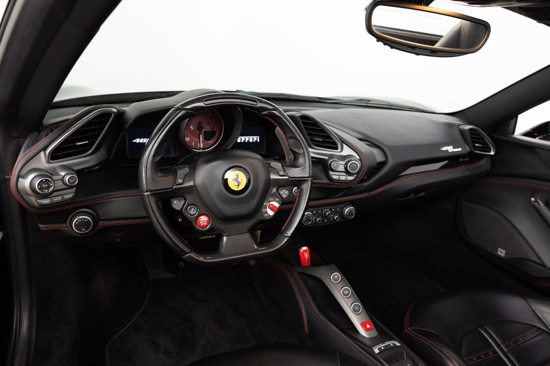 2017 Ferrari 488 photo 2
