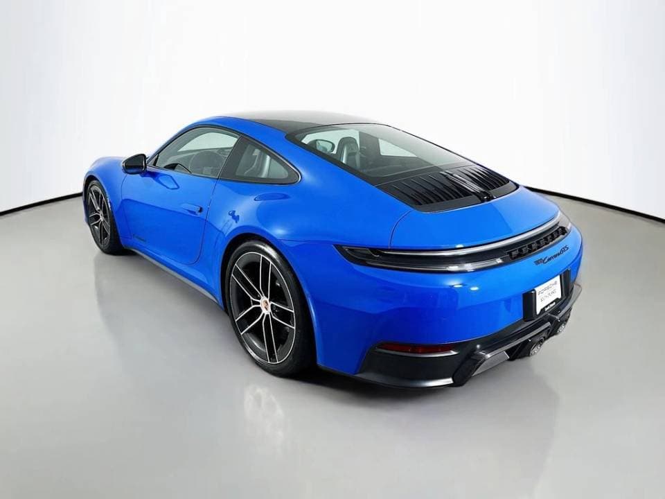 2025 Porsche 911 photo 5