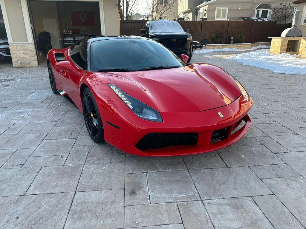 2016 Ferrari 488