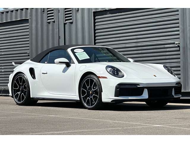 2025 Porsche 911 photo 1