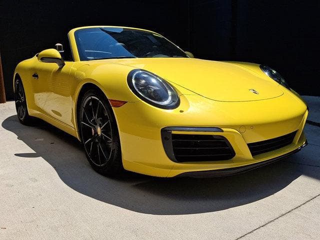 2017 Porsche 911 photo 2