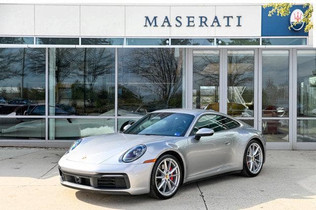2021 Porsche 911 photo 2