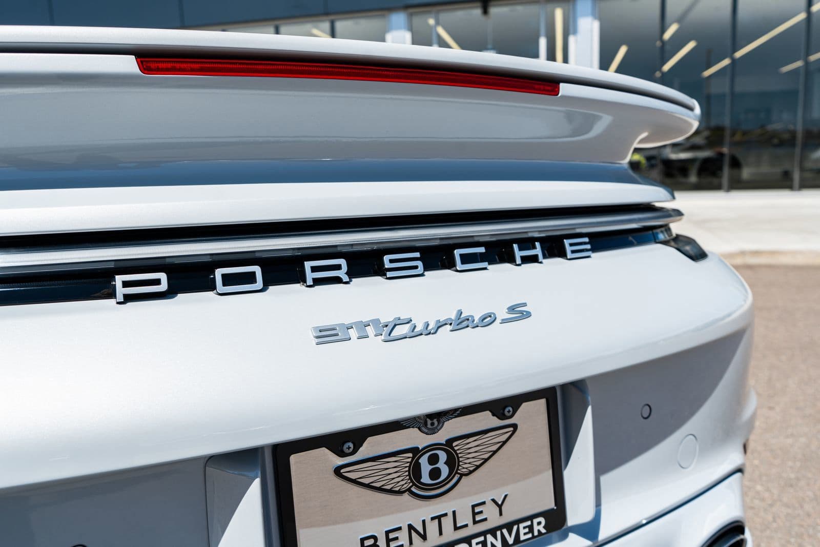 2024 Porsche 911 photo 3