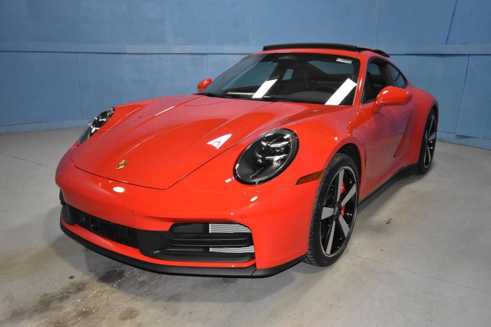 2026 Porsche 911 photo 3