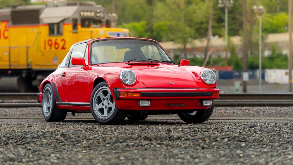 1982 Porsche 911 photo 2
