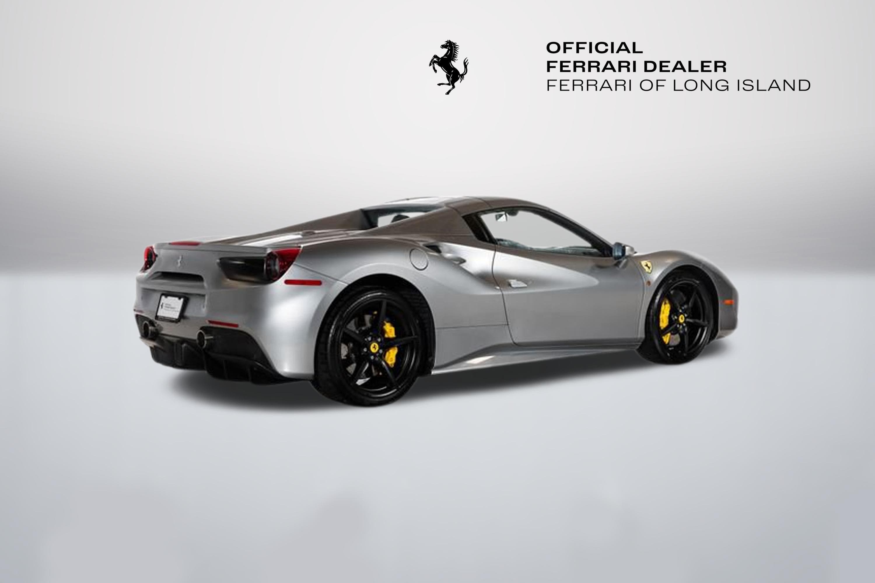 2019 Ferrari 488 photo 2