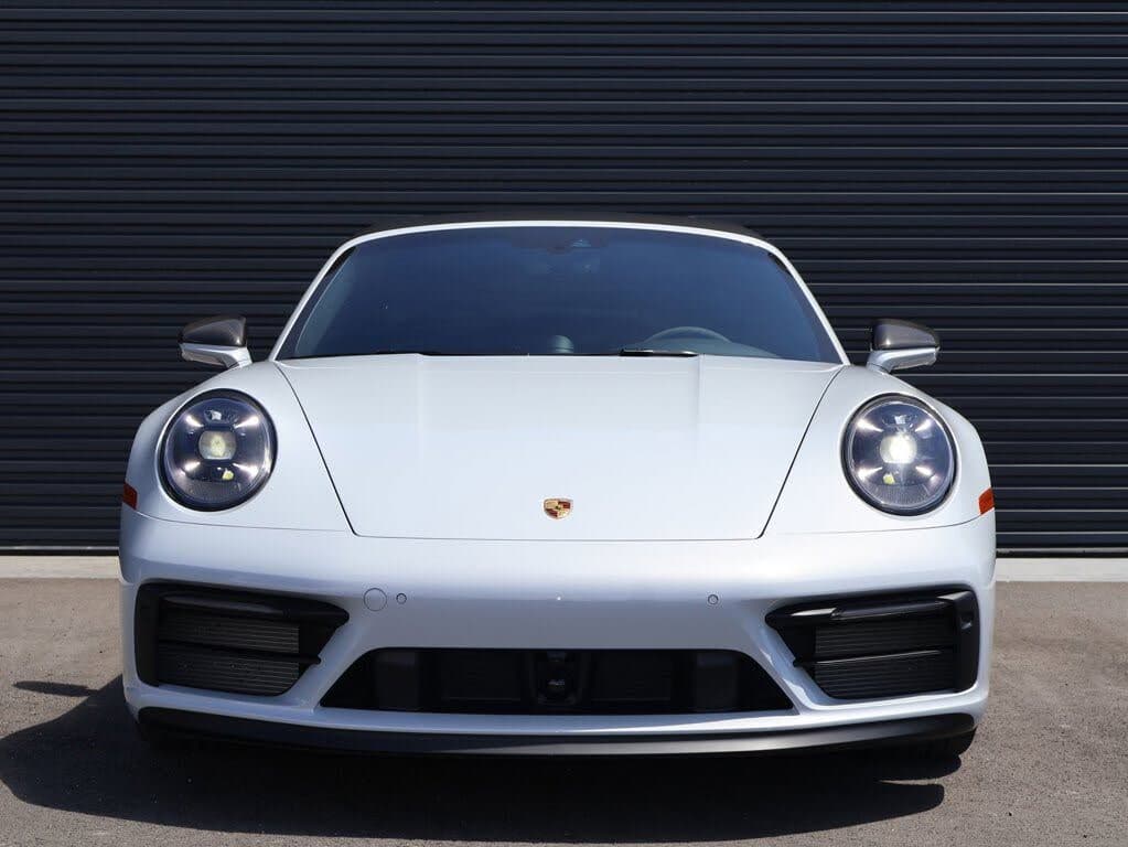 2024 Porsche 911 photo 4